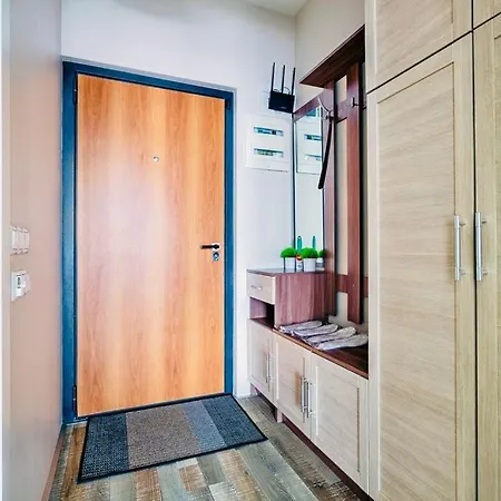Luxe Beach Apartments *